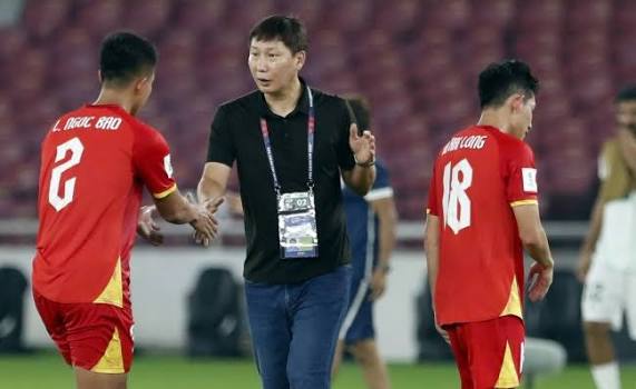 Tuyển Việt Nam vá hàng thủ thế nào nếu vắng Việt Anh? | OK9 3 Tuyển Việt Nam vá hàng thủ thế nào nếu vắng Việt Anh? | OK9